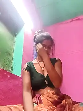 Snapshot of Cut_ikina chatting on April 3, 10:52 pm Cut ikina online show from April 3, 10:52 pm