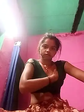 Snapshot of Cut_ikina chatting on April 5, 10:18 pm Cut ikina online show from April 5, 10:18 pm