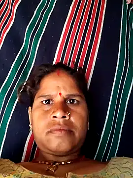 Hot kiran4 online show from May 7, 1:22 am