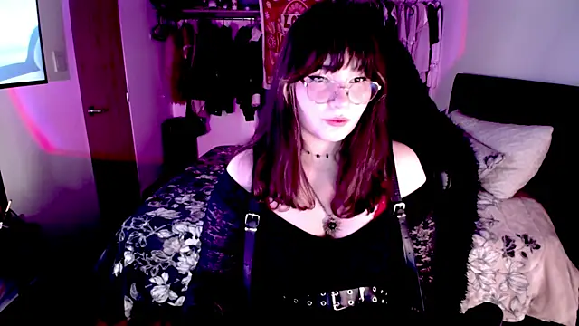 ElyNoiruwu online show from March 28, 12:54 am