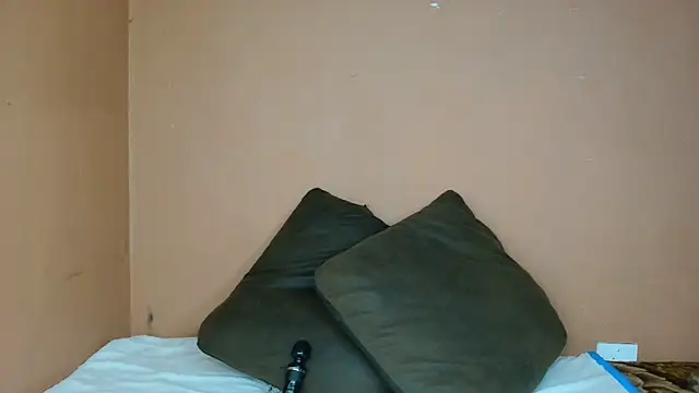 ForeverSexy  online show from April 29, 7:01 am