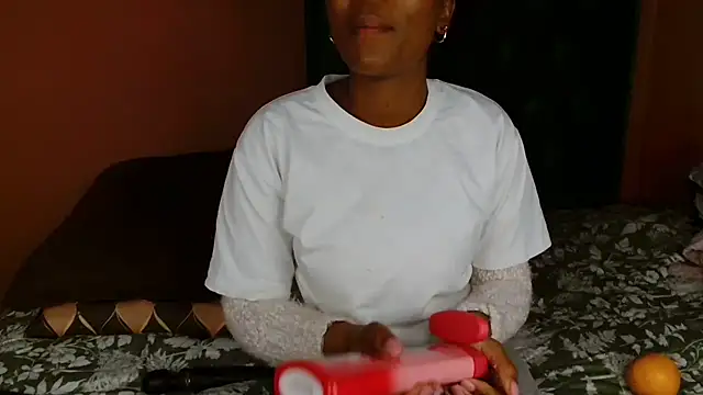 ForeverSexy  online show from July 4, 4:13 pm