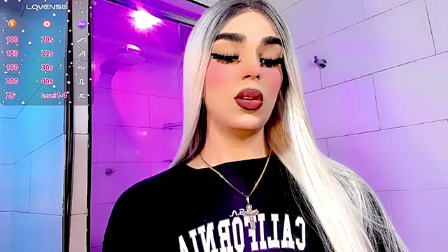 Maddye Fox online show from May 16, 3:36 am