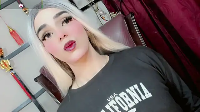 Maddye Fox online show from June 26, 3:33 am