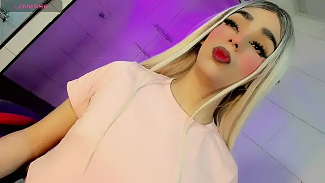 Maddye Fox online show from July 1, 3:30 am