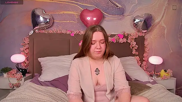 RachelDiRose online show from February 11, 3:17 pm