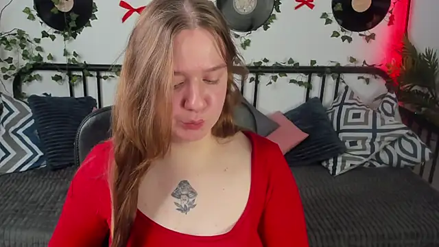 RachelDiRose online show from March 6, 3:03 am