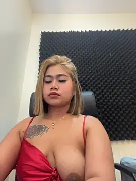 Snapshot of vien_pussy69 chatting on June 7, 2:59 am vien pussy69 online show from June 7, 2:59 am