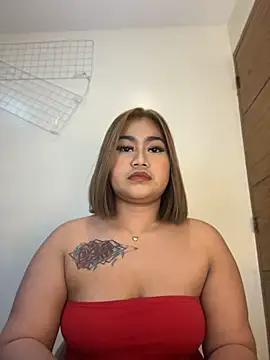 Snapshot of vien_pussy69 chatting on June 7, 3:05 pm vien pussy69 online show from June 7, 3:05 pm