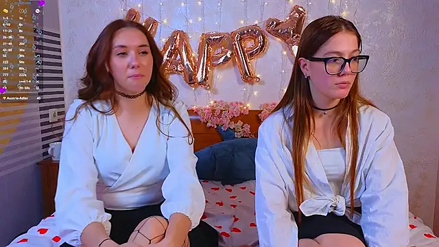 MelanieTwice online show from February 6, 1:25 pm