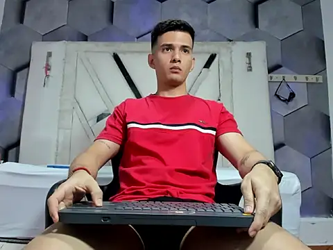 GoldenBoyM online show from June 20, 3:53 am