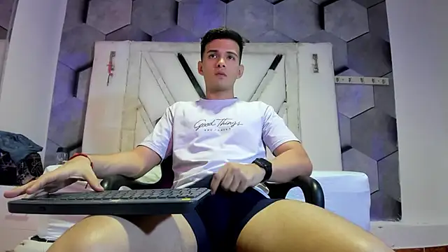GoldenBoyM online show from June 25, 3:28 am