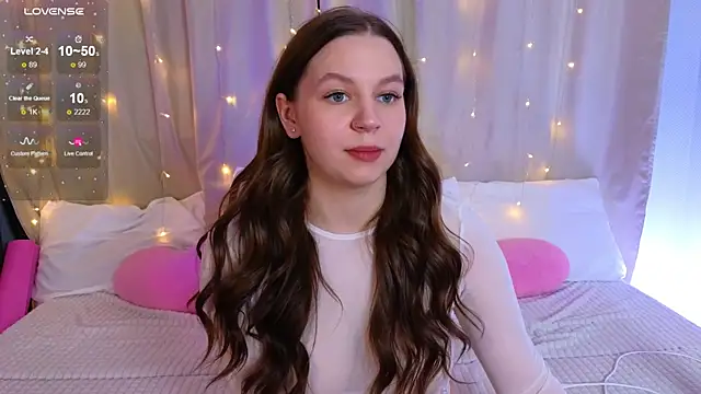 kira sweety x online show from April 27, 6:17 pm