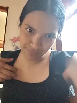 Julieta Parker online show from February 13, 3:19 pm