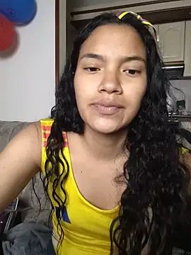 Snapshot of Julieta_Parker chatting on June 30, 1:50 am Julieta Parker online show from June 30, 1:50 am