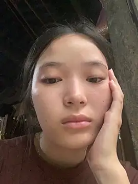 Snapshot of Suzu_xx01 chatting on June 7, 10:35 pm Suzu xx01 online show from June 7, 10:35 pm