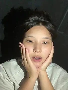 Suzu xx01 online show from June 28, 4:02 pm
