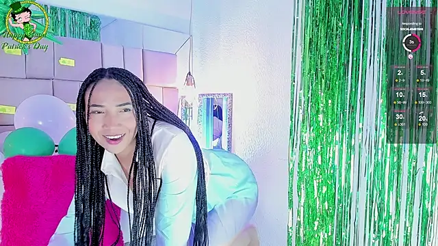 valentiina lewis online show from March 17, 7:39 pm