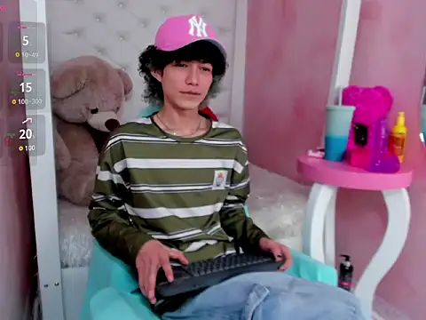 thanier 18 online show from February 17, 8:04 pm