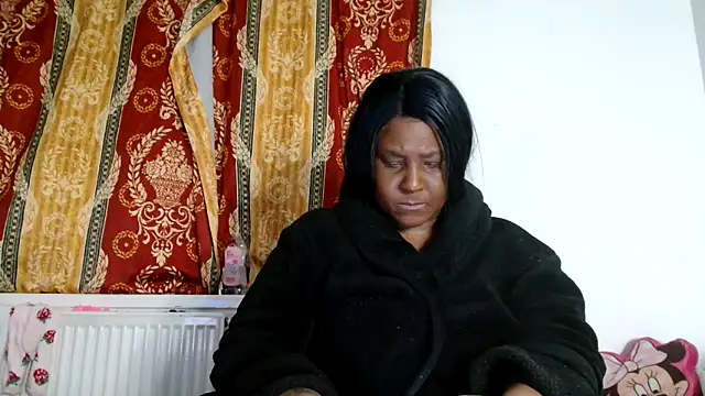 CurvySashia online show from March 5, 12:06 am