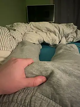 bouillant25ans online show from February 3, 6:57 pm