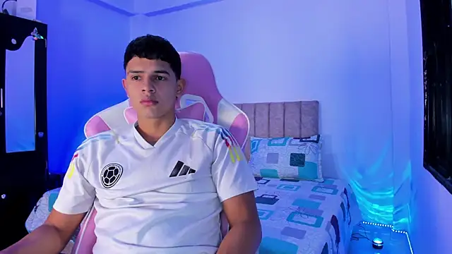 Adrian Prime  online show from March 9, 7:07 pm