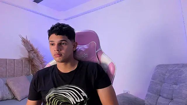 Adrian Prime  online show from July 20, 7:05 pm