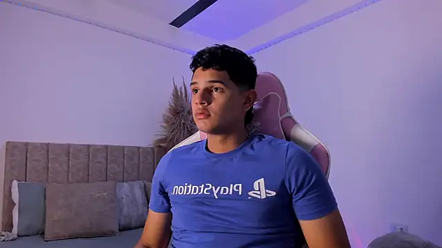 Adrian Prime  online show from July 22, 7:05 pm