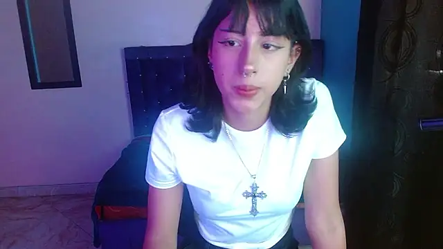 kitty Gothic online show from February 13, 6:26 pm