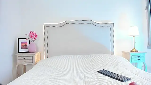 Charlote Harper online show from February 15, 6:26 pm