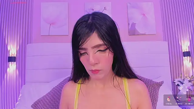 Snapshot of LisaLain chatting on July 23, 12:25 pm LisaLain online show from July 23, 12:25 pm