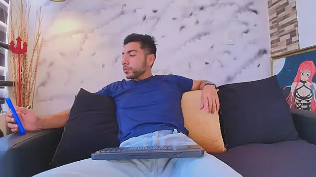 Max Hornye online show from March 7, 7:00 pm