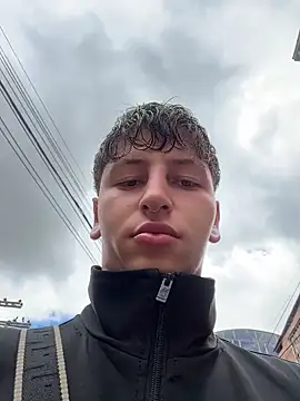 ARON LUXX online show from May 13, 4:26 pm