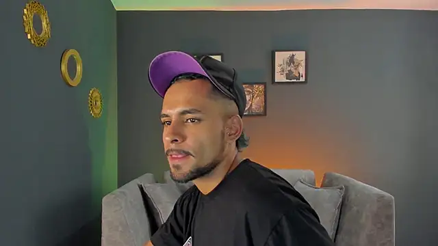 neyder sanz online show from March 4, 1:17 pm