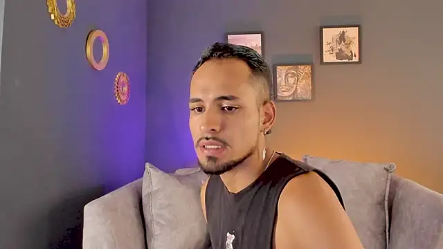 neyder sanz online show from March 13, 7:42 pm