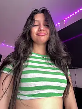 Chinicr18 online show from May 25, 5:19 pm