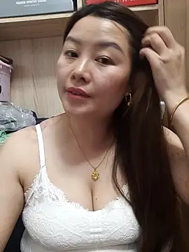 Snapshot of Jennie_dogy chatting on May 14, 2:24 pm Jennie dogy online show from May 14, 2:24 pm