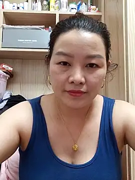 Snapshot of Jennie_dogy chatting on June 3, 2:33 pm Jennie dogy online show from June 3, 2:33 pm