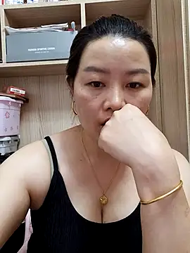 Snapshot of Jennie_dogy chatting on June 7, 2:16 am Jennie dogy online show from June 7, 2:16 am
