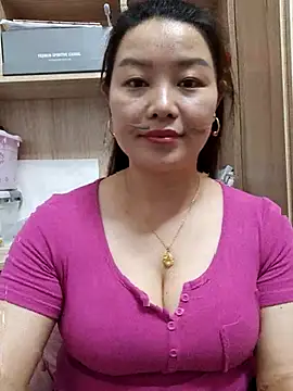 Jennie dogy online show from June 21, 5:10 am