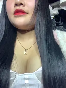 Snapshot of Violet_pusy chatting on February 21, 4:41 pm Violet pusy online show from February 21, 4:41 pm