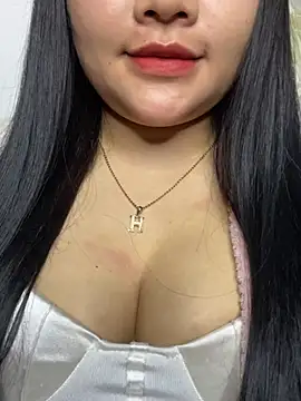 Snapshot of Violet_pusy chatting on March 9, 8:02 pm Violet pusy online show from March 9, 8:02 pm