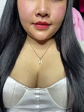 Snapshot of Violet_pusy chatting on March 16, 7:51 pm Violet pusy online show from March 16, 7:51 pm