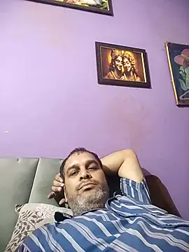 indiandesivillegeboy online show from August 2, 2:15 pm