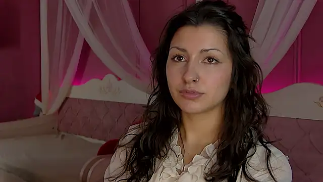 AngelaCox online show from February 6, 6:18 am