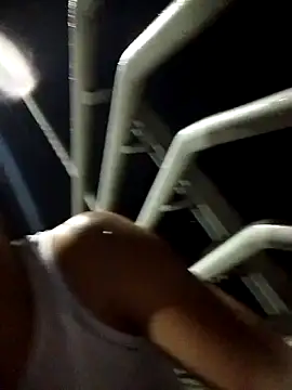Andres sant  online show from April 28, 3:11 am