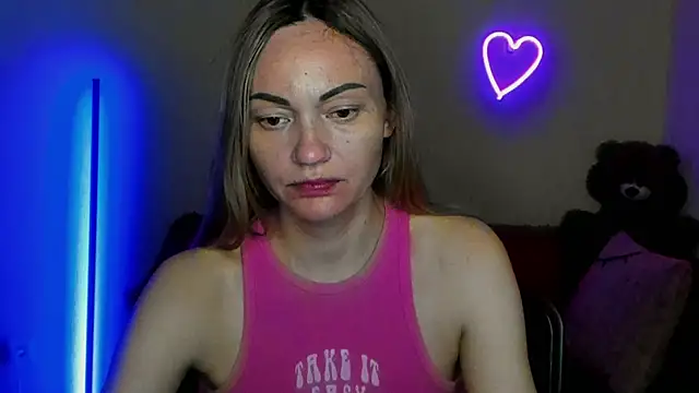 Snapshot of BlondMikey22 chatting on May 27, 11:29 am BlondMikey22 online show from May 27, 11:29 am