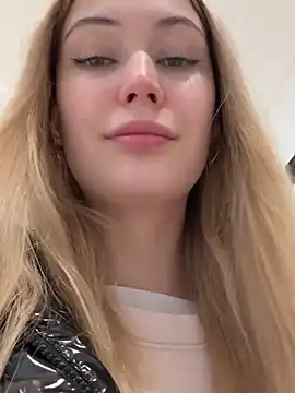 blonde exe online show from February 21, 3:46 pm