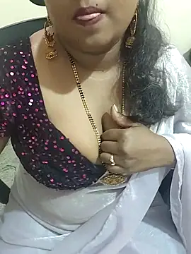 Snapshot of Archana_achu143 chatting on March 28, 12:43 am Archana achu143 online show from March 28, 12:43 am