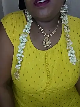 Snapshot of Archana_achu143 chatting on March 29, 7:58 pm Archana achu143 online show from March 29, 7:58 pm